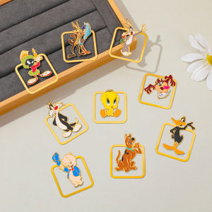 Looney Tunes Metal Anime Bookmark Cute Bugs Bunny Piglet Wile E. Coyote Book Accessories A Reading Gift for Bookworms