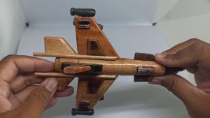 Miniatur pesawat jet F16 dari bahan kayu Mainan Pesawat Jet Usia 8 Tahun Dekorasi Rumah Miniatur Pesawat - Lazada