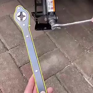 Car Scissors Jack Ratchet Wrench Labor Saving Wrench Garage Tire Wheel Lug Ratchet Wrench