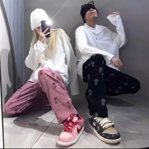 Celana pria korean style celana corduroy pria panjang korean style baggy celana pinggang karet casual laki laki sederhana kekinian straight pants.
