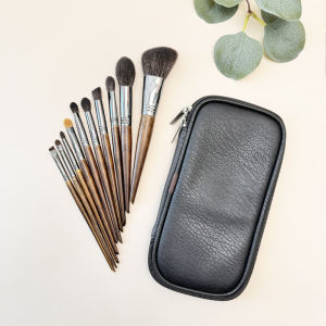 Yulu 10-Piece Professional Makeup Brush Set Portable Full Set of Animal Hair Wool Eyeshadow Brushes for Makeup Artists