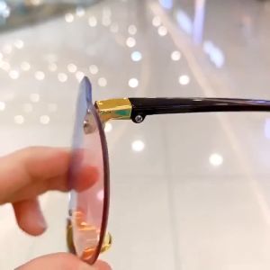 Kacamata Anak-anak Tren Baru: Fashion Tanpa Bingkai & Kualitas Tinggi