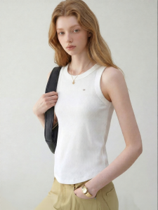 Versatile White Striped Slim Fit Round Neck Summer Top