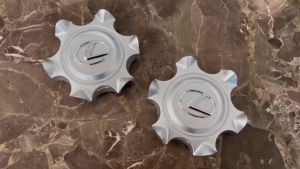 Logo chụp mâm ốp lazang bánh xe ô tô Lexus GX460 - Chất liệu nhựa ABS cao cấp