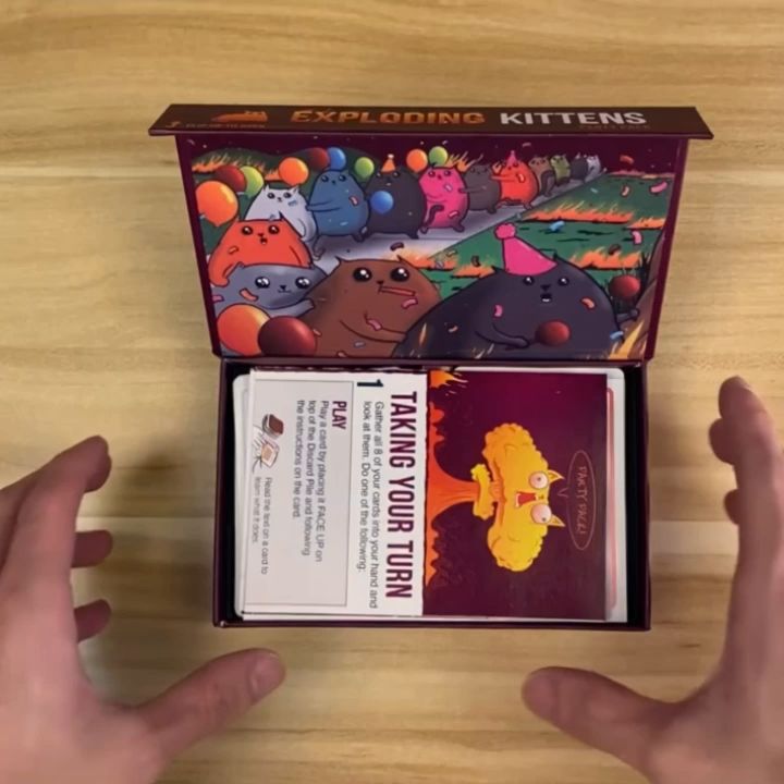 Exploding Kittens Board game เล่นได้2-9คน ของขวัญวันหยุดสุดโปรดชิ้นนี ...