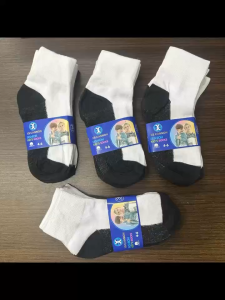 Childrens Ankle Socks 4-6Y Black White Anti-Slip Cotton Socks for Everyday Use