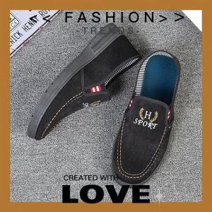 NDDshop New รองเท้าแบบสวมสุดเท่สำหรับผู้ชาย ทรงและดีไซนเท่ออกอกแบบมาเพื่อผู้ชายโดยเฉพาะ ไม่มีเชือกผูกให้กวนใจ สวมใส่แล้วดูดีแมตซ์ง่ายกับทุกการแต่งตัว