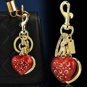 High-end heart-shaped keychains bag pendants womens bag accessories exquisite car pendants and accessories