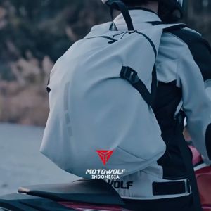 Motowolf Tas Helm Motor Multifungsi Anti Air Double Resleting 0726