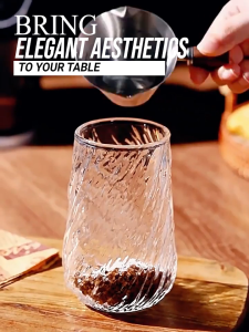 Crystal House Aesthetic 2Pieces Set Twisted Design Borosilicate Glass Cup with Glass Straw and Brush Heat Cold Resistant