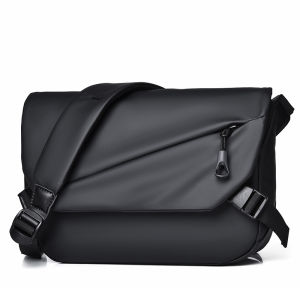 Trendy and Minimalist Mens Outdoor Tactical Waterproof Mens Bag Single Shoulder Bag Large Capacity Wear-Resistant Sports Cross
