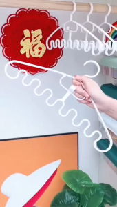 I101 Gantungan Baju Non-Slip Bentuk Bergelombang Hanger Multifungsi