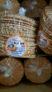 Bánh Kẹp Mè Cốt Dừa Nướng Cẩm Huê Đặc Sản Miền Tây 500g - ăn vặt - ăn vặt tuổi thơ