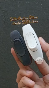 Saklar Gantung DUTRON SNI 2 lubang\\n\\n Apa Itu Saklar Gantung Tahan Lama?\\n\\nSaklar gantung tahan lama adalah komponen listrik yang dirancang untuk bertahan lama dan memberikan kinerja optimal dalam jangka waktu yang lama. Memilih saklar gantung berkualitas dapat membantu memastikan bahwa sistem pencahayaan rumah Anda berfungsi dengan baik selama bertahun-tahun.\\n\\n Kelebihan Saklar Gantung Berkualitas\\n\\nBeberapa kelebihan saklar gantung berkualitas antara lain:\\n\\n- Daya tahan yang lebih lama\\n- Lebih aman dalam operasionalnya\\n- Tersedia dalam berbagai warna dan desain untuk memenuhi kebutuhan dekoratif Anda\\n\\n Cara Memilih Saklar Gantung untuk Rumah\\n\\nUntuk memilih saklar gantung yang tepat untuk rumah Anda, ada beberapa hal yang perlu dipertimbangkan:\\n\\n- Pastikan bahwa saklar gantung yang Anda pilih sesuai dengan kebutuhan listrik Anda\\n- Pilih saklar gantung yang kompatibel dengan sistem pencahayaan Anda\\n- Periksa ulasan pelanggan dan sertifikasi standar yang dimiliki saklar gantung tersebut\\n\\n Mengapa Memilih Saklar Gantung DUTRON SNI?\\n\\nDUTRON SNI adalah merek saklar gantung yang telah terbukti memberikan kualitas dan daya tahan yang luar biasa. Berikut adalah beberapa alasan mengapa Anda harus memilih saklar gantung DUTRON SNI:\\n\\n Keunggulan DUTRON SNI dalam Saklar Gantung\\n\\nSaklar gantung DUTRON SNI memiliki beberapa keunggulan yang membedakannya dari kompetitor lainnya:\\n\\n- Daya tahan yang luar biasa\\n- Desain yang elegan dan modern\\n- Kompatibilitas dengan berbagai sistem pencahayaan\\n\\n Manfaat Menggunakan Saklar Gantung 2 Lubang\\n\\nSaklar gantung 2 lubang DUTRON SNI memiliki beberapa manfaat yang dapat membantu memudahkan penggunaan Anda:\\n\\n- Memungkinkan kontrol atas dua sumber cahaya sekaligus\\n- Desain yang lebih ringkas dan hemat ruang\\n- Mudah dipasang dan digunakan\\n\\n Cara Menginstal Saklar Gantung DUTRON SNI 2 Lubang\\n\\nBerikut adalah langkah-langkah instalasi yang benar untuk saklar gantung DUTRON SNI 2 lubang:\\n\\n Langkah-langkah Instalasi yang Benar\\n\\n1. Pastikan Anda telah mematikan sumber listrik sebelum memulai instalasi\\n2. Pasang saklar gantung pada dinding menggunakan baut dan mur yang disediakan\\n3. Hubungkan kabel listrik ke saklar gantung sesuai dengan instruksi yang diberikan\\n4. Uji coba saklar gantung untuk memastikan bahwa sistem pencahayaan berfungsi dengan baik\\n\\n Tips dan Trik untuk Penggunaan Sehari-hari\\n\\nBerikut adalah beberapa tips dan trik yang dapat membantu Anda dalam penggunaan saklar gantung DUTRON SNI 2 lubang:\\n\\n- Bersihkan saklar gantung secara rutin untuk menjaga kinerja yang optimal\\n- Periksa saklar gantung secara berkala untuk memastikan tidak ada kerusakan atau masalah lainnya\\n- Gunakan saklar gantung sesuai dengan instruksi yang diberikan untuk memastikan keselamatan dan kinerja yang optimal\n}