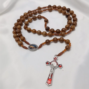 Rosario Ekslusif Kayu Gaharu/Rosario Kayu Bertuah/Kalung Rosario Katolik Asli