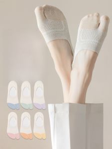JINGCHI | Anti-slip Invisible Summer Lightweight Cotton Toe Separating Socks