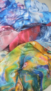 (siêu phẩm) Vải áo dài đẹp Thái Tuấn thiết kế độc quyền hoạ tiết đều - in KTS trên mộc vải lụa kim tuyến có giãn