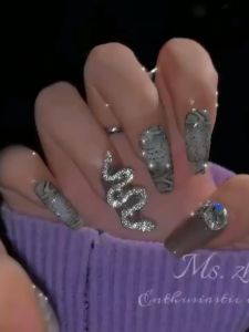 60Pcs Small Alloy Snake Nail Art Jewelry: A Comprehensive Guide