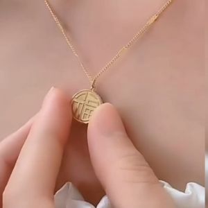 Kalung Titanium Wanita Fuyan Hoki Terbaru: Kalung Anti Karat Tidak Luntur