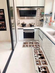 Thảm Nhà Bếp Thấm Hút Nước Chống Trượt Chống Dầu Bằng Đất Ngọc Bích Mickey Thảm Cửa Chống Bụi Không Cần Giặt Thảm Nhà Hiện Đại Đơn Giản