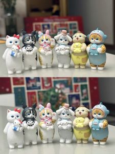 รูปตุ๊กตาแมวปลาฉลามรุ่นญี่ปุ่น Hello Kitty ร่วมมือกัน PVC สไตล์การ์ตูนสตอรี่บ็อกซ์สำหรับตกแต่งบ้าน ของเล่นสะสม