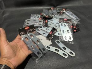 Breket plat dudukan spion vespa super sprint px pts Model cuppini set lengkap kanan kiri tebel 6mm 0.6cm anti getar tebel banget. Murah grosir eceran