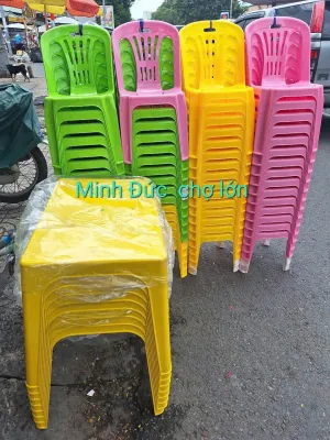 Combo 5 bàn nhựa màu vàng giá siêu rẻ bền đẹp
