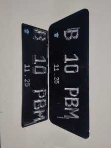 (1set)plat akrilik timbul crom segi 5 variasi mobil trapesium