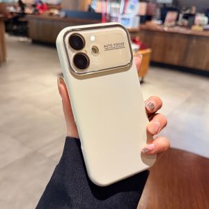 AO.HU | Vintage White Liquid Silicone Iphone Shell 17 Pro Full Protection