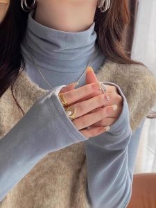 เสื้อเชิ้ตคอปกสูงครึ่งตัวผู้หญิง เสื้อชั้นในขนแกะหนา แขนยาว ทรงสลิมฟิต ฤดูหนาว โพลีเอสเตอร์ ความยาวปกติ สีสันสดใส