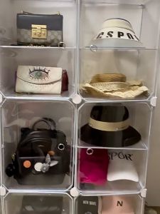 JINXY กล่องโชว์กระเป๋า กล่องเก็บของที่เก็บกระเป๋า ตู้พลาสติกกล่องเก็บของโปร่งใส กล่องเก็บของกล่อง โชว์โปร่งใสสุดหรู