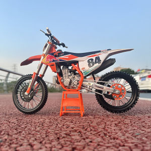 Maisto | Off-road 1:6 Scale Replica Motorcycle Model