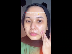 Bikin Glowing Glad2Glow Centella Allantoin Soothing Moisturizer Gel Repair Skin Oil-Control Hydrating Moisturizer Cream 30gr- Pelembab Wajah