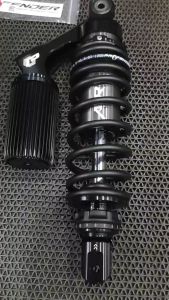 โชคผ่าน Profender รุ่น AIR AEROX ตัวใหม่และตัวเก่า ปรับ 2 จุด รับประกัน 1 ปี