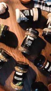 Gerbang Nusantara - Lada Merica Putih Kasar Bubuk Bumbu Masak Dapur Rempah 50gr