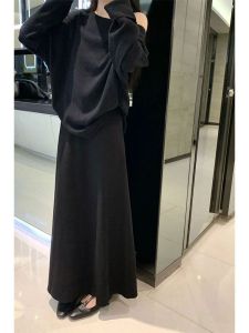 French Style High Quality Cashmere Winter Skirt for Women Pear Shape Body Slimming Drapey Pure Color Elegant Half-length Skirt