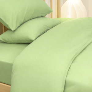 Badigo | Thick Green Disposable Bed Sheets and Pillowcases for Travel