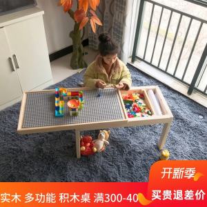 โต๊ะบล็อกไม้หลากหน้าที่สําหรับเด็กสําหรับเขียน วาด การจัดเก็บและเล่นทราย โต๊ะของเล่นการศึกษาที่หลากหลายสําหรับเด็กชายและเด็กหญิง