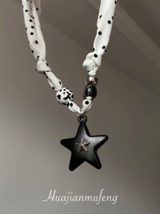 Unique Black Star Pendant Polka Dot Fabric Beaded Necklace Womens Design Sensation Clavicle Chain Sweater Chain Jewelry