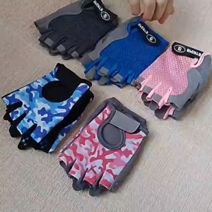 MORELLO Shock Absorption Hand Guard เด็กกีฬาความปลอดภัยถุงมือขี่จักรยานล้อเลื่อนป้องกันมือป้องกันการลื่นไถลถุงมือครึ่งนิ้ว