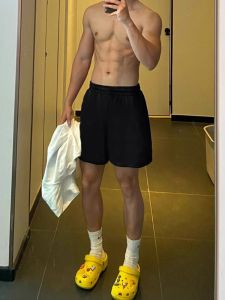 กางเกงขาสั้นบาสเก็ตบอลฤดูร้อนสำหรับผู้ชาย ทรงหลวม ทรงพื้นฐาน สไตล์สตรีท ทรงลำลอง ทรงห้าส่วน กางเกงขาสั้นทรงลำลอง