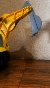 Japan Yokohama Kids Ride On Excavator Construction Multifunction Digger Baby Toy Truck Adjustable Arm