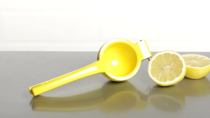 KA3525 Stainless Steel Lemon Squeezer
