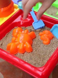 ชุดของเล่นตักทราย ของเล่นชายหาดและอุปกรณ์ครบชุด แบบ 14 ชิ้น (BWJ005)