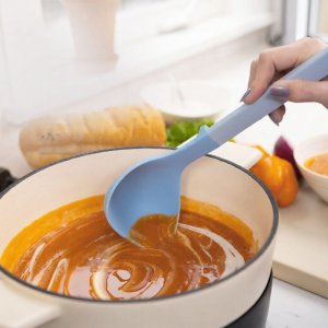 Zuutii | Heat-Resistant Platinum Silicone Soup Spoon Non-Stick Use