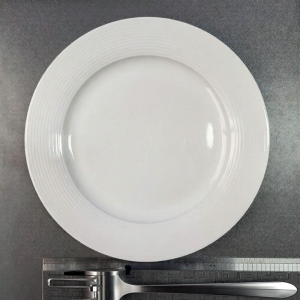 ZHIZHOU | Creative White Ceramic Plate