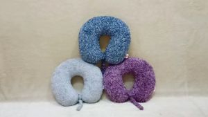 Bantal Leher Polos Tali eksklusif