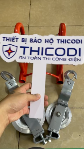 Puly nhôm kéo cáp trung thế cáp ngầm 3 cỡ