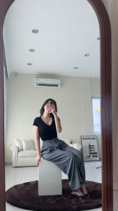 SomethingSweet - MOLLY Bodysuit Wanita l Atasan Wanita l Bodysuit Basic Lengan Pendek l Leher V Neck Wanita | Atasan Polos Perempuan | Kaos Spandex