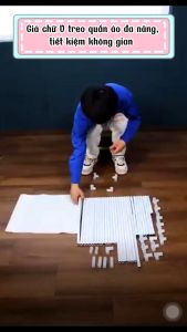 Kệ Chữ V Kệ Để Đồ Góc Tường Khung Kim Loại Không Gỉ Chắc Chắn Cao Cấp Kệ Treo Quần Áo Tiết Kiệm Không Gian